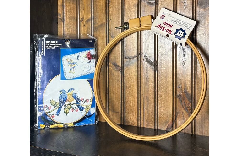 American Vtg Embroidery Kit- unused Vogart Brand Scarf-Blue Birds- hoop included